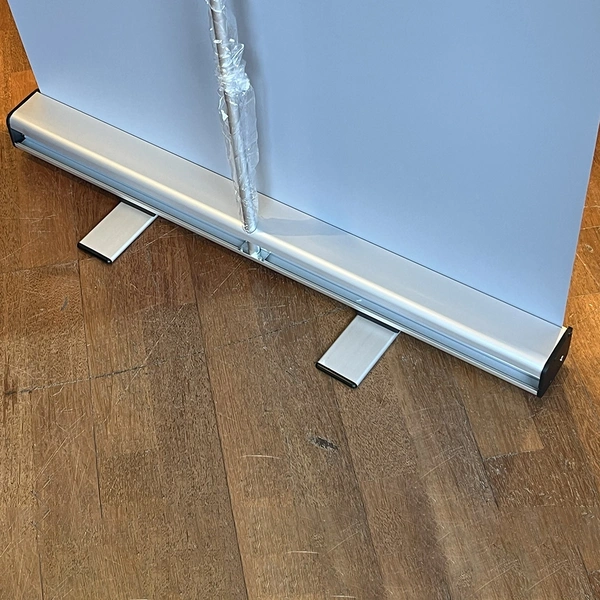 Cassette, Feet & Supporting Pole